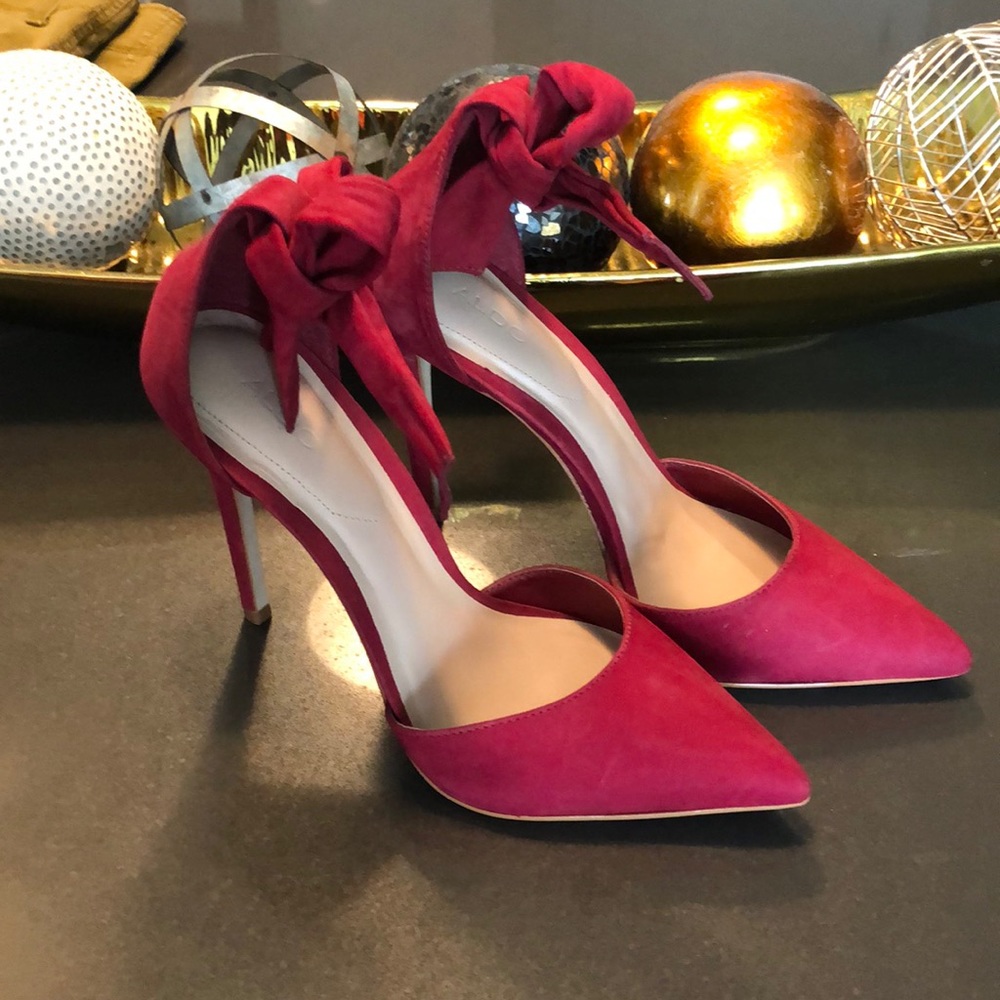 NEW. ALDO Sexy Red Pointy Heels 👠